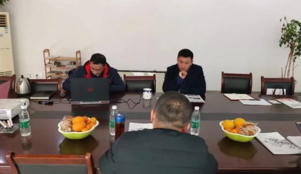 陪同政府園區(qū)對接考察智能倉儲物流設備投資選址項目方，加快推進項目落地，提升招商引資實效