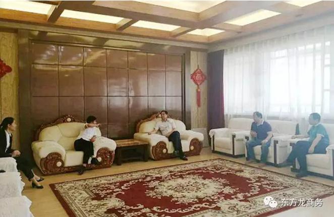 陪同河南汝陽、浙江舟山實(shí)地考察新型保溫墻體材料投資選址項(xiàng)目企業(yè),務(wù)實(shí)推進(jìn)項(xiàng)目合作落地 陪同河南汝陽、浙江舟山實(shí)地考察新型保溫墻體材料投資選址項(xiàng)目企業(yè),務(wù)實(shí)推進(jìn)項(xiàng)目合作落地