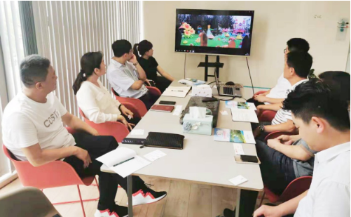 陪同政府園區(qū)赴特色主題樂園投資選址項目方對接考察，推動地方文化旅游產(chǎn)業(yè)轉(zhuǎn)型升級