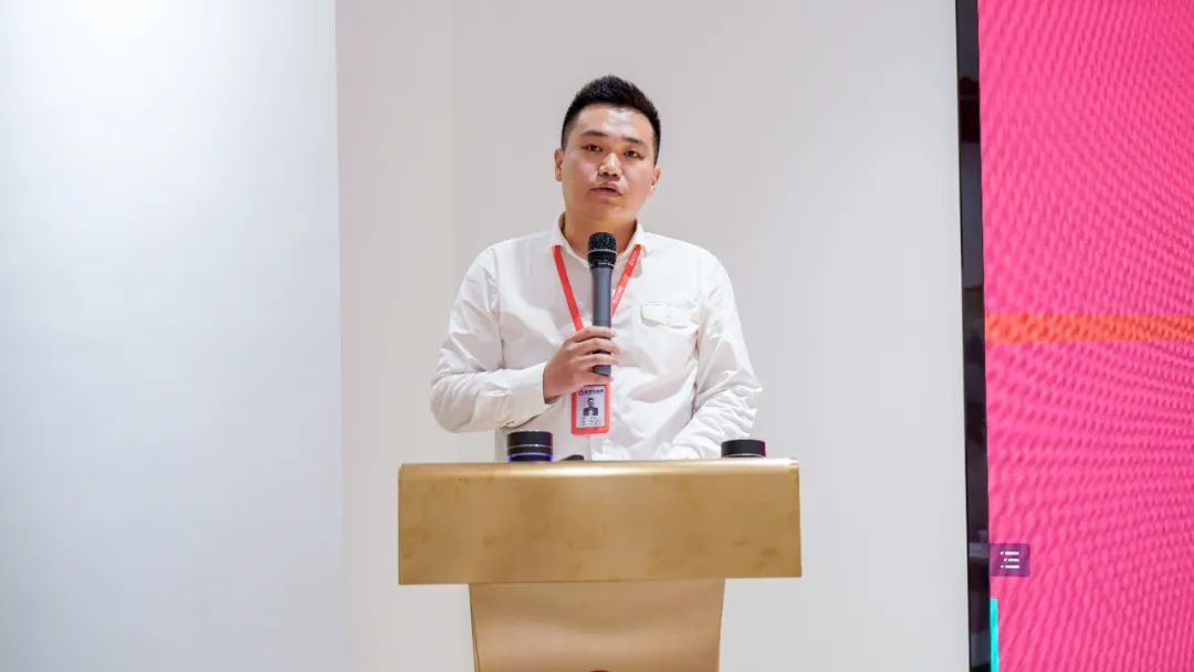 燃情征戰(zhàn)，決勝決戰(zhàn)下半年！東方龍商務(wù)集團(tuán)成功舉行6-7月份月度總結(jié)會