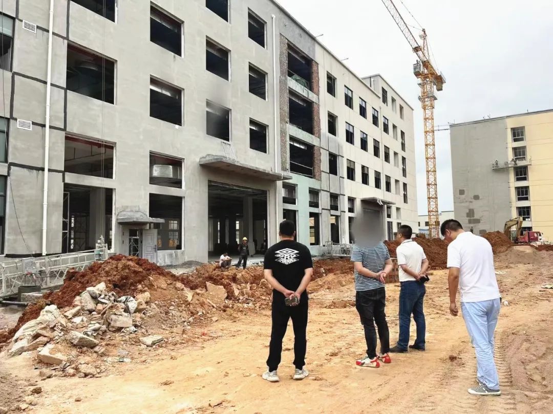 契合度高，市場份額持續(xù)攀升！消費(fèi)電子專用鋰電池生產(chǎn)投資選址項(xiàng)目方實(shí)地考察湖南某地方政府