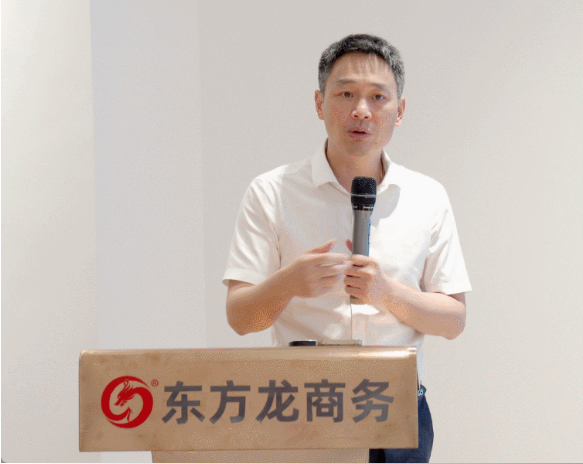 強(qiáng)招商，推項(xiàng)目，穩(wěn)投資，促發(fā)展！9月上旬，集團(tuán)成功通過30個(gè)優(yōu)質(zhì)投資選址項(xiàng)目