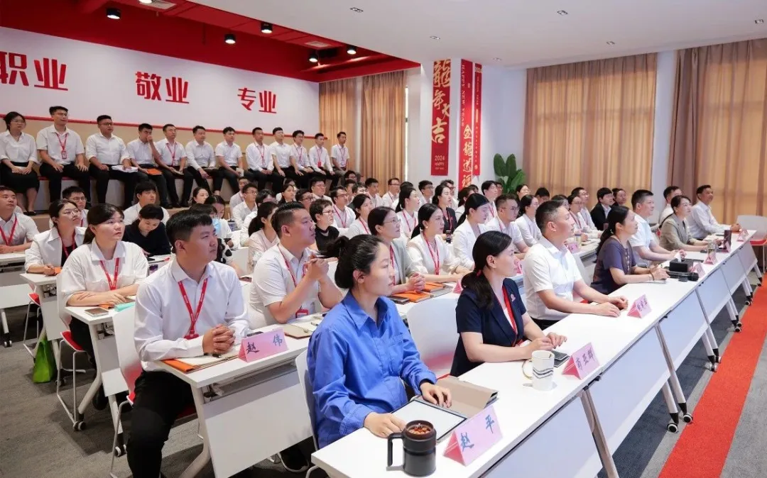 無懼高溫“烤”驗(yàn)，催化項(xiàng)目落地火熱進(jìn)行時(shí)！7月下旬，集團(tuán)共37個(gè)優(yōu)質(zhì)投資選址項(xiàng)目通過評估