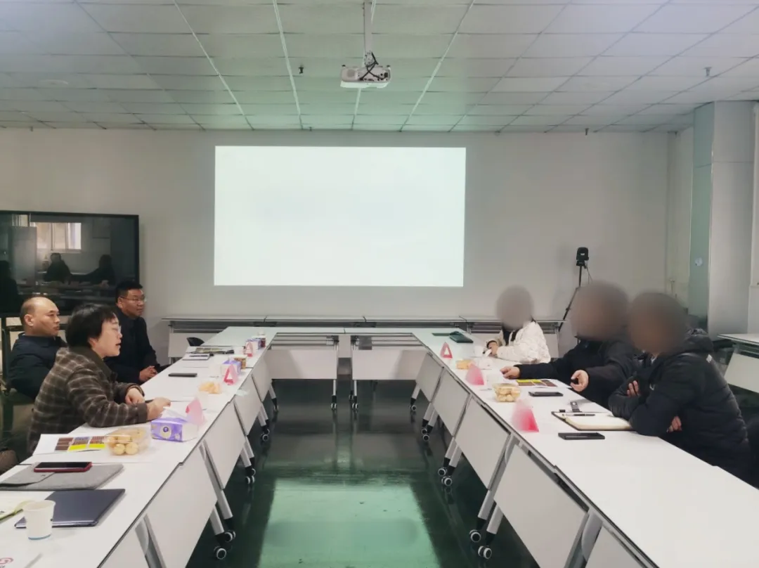 暢銷海內(nèi)外，產(chǎn)品線豐富！河南某地方政府實(shí)地對接品牌運(yùn)動服裝生產(chǎn)擴(kuò)建投資選址項(xiàng)目