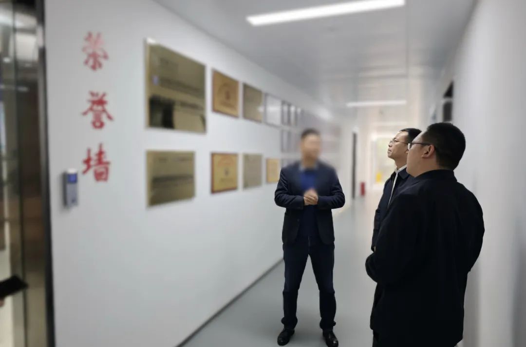 京東方、通威等企業(yè)合作商！四川某地方政府實地對接國產(chǎn)替代光電金屬新材料生產(chǎn)投資選址項目